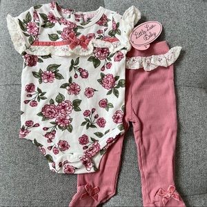 NWT 2-piece baby girl set (0-3 months)